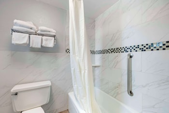 Standard Room, 2 Queen Beds, Non Smoking, Refrigerator & Microwave