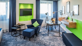 Premium Room, 1 King Bed