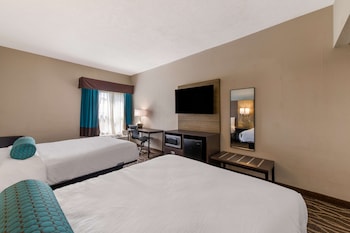 Standard Room, 2 Double Beds, Non Smoking, Refrigerator & Microwave