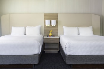 Standard Room, 2 Queen Beds (Worklife)