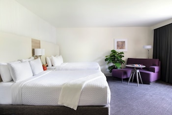 Premium Room, 2 Queen Beds (Worklife High Floor)