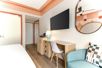 Room, 1 King Bed, Ocean View
