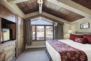 Room, 2 Bedrooms (Residence)