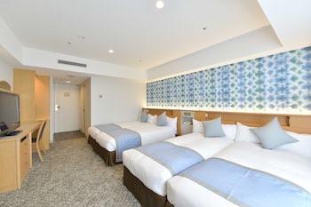 Hollywood Quadruple, Non-Smoking  (West Wing)(High Floor)