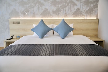 Comfort Double, West Wing (Non-smoking, Lower Floors)