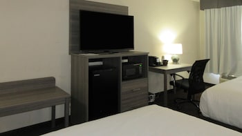 Suite, 2 Queen Beds, Non Smoking