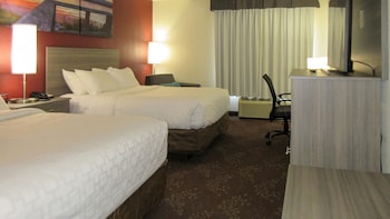 Suite, 2 Queen Beds, Non Smoking