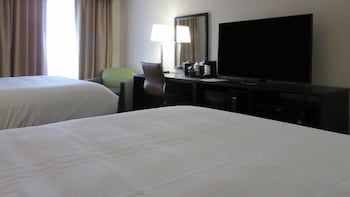 Room, 2 Queen Beds, Accessible, Non Smoking