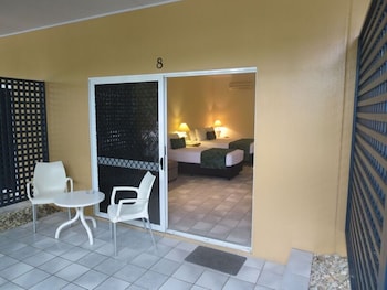 Deluxe Studio