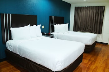 Standard Room, 2 Double Beds, Non Smoking