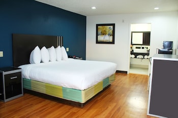 Standard Room, 1 King Bed, Non Smoking