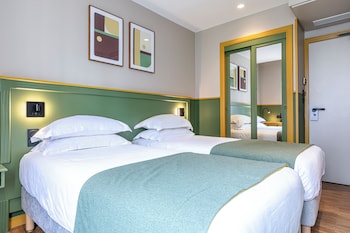 Classic Twin Room