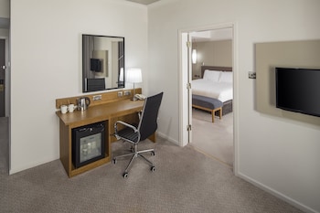 Suite, 1 Bedroom, Club Lounge Access (Lounge Access)