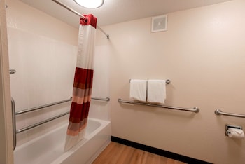 Deluxe Room, 1 King Bed, Accessible (Smoke Free)