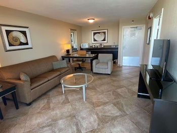 Family Suite, 1 King Bed with Sofa bed, Non Smoking, Oceanfront