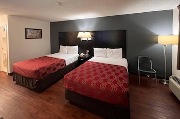 Standard Room, 2 Double Beds, Non Smoking