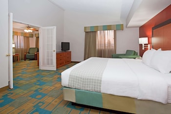 Suite, 1 Bedroom, Non Smoking (1 King Bed)