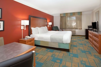 Room, 1 King Bed, Accessible, Non Smoking (Mobility, Bathtub w/grab bars)