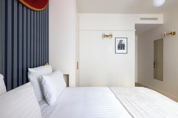 Family Room, 4 bedrooms, complimentary soft minibar, courtesy tray, Chromecast, digital press