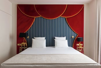 Superior Room,Mobility Accessible-Complimentary soft minibar,courtesy tray, Chromecast,digital press