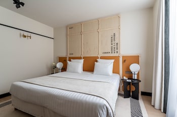 Superior Double Room-Complimentary soft minibar,courtesy tray, Chromecast and digital press