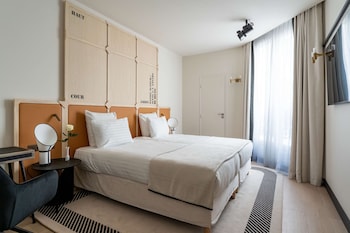 Superior Twin Room - Complimentary soft minibar,courtesy tray, Chromecast and digital press