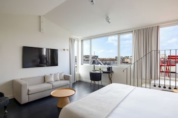 Privilege Room, Terrace, Eiffel Tower, with soft minibar, courtesy tray,Chromecast,digital press