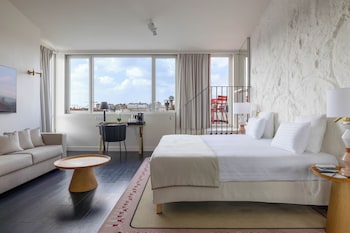 Privilege Room, Terrace, Eiffel Tower, with soft minibar, courtesy tray,Chromecast,digital press