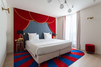 Superior Double Room-Complimentary soft minibar,courtesy tray, Chromecast and digital press