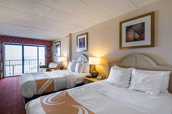 Room, Oceanfront, 2 Double Beds & Sofa, Kitchenette