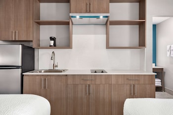 Studio, 2 Double Beds, Non Smoking, Kitchenette