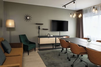 Suite (Master)