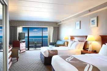 Efficiency, Oceanfront, Exterior Entrance, 2 Double Beds & Sofa Bed, Non Smoking