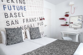 Family Room ( 2 Rooms) - Complimentary soft minibar,courtesy tray, Chromecast and digital press
