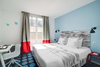 Superior Double Room - Complimentary soft minibar,courtesy tray, Chromecast and digital press
