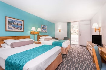 Standard Room, 2 Queen Beds