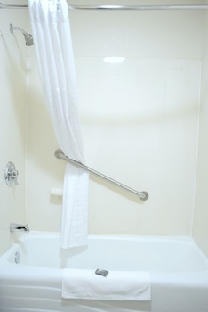 Studio Suite, 1 King Bed with Sofa bed, Non Smoking