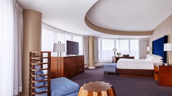 Panoramic Room