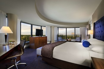 Panoramic Room