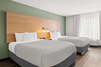 Standard Room, 2 Queen Beds, Non Smoking