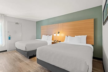 Standard Room, 2 Queen Beds, Non Smoking