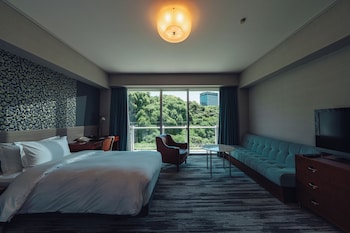 Connecting Room, Non-Smoking, 5-10F