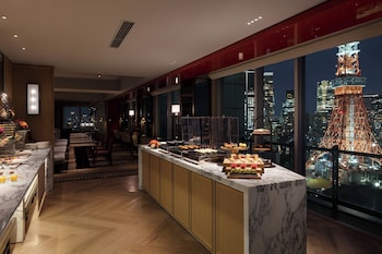 Panoramic Twin Room, Non Smoking - Club Lounge Access(Renewed October 2025),19-28F