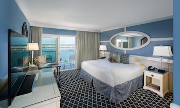 Oceanside Deluxe King