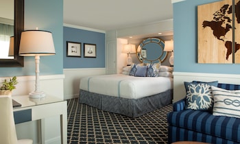 Marina View Junior Suite