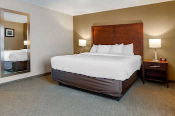 Suite, 1 King Bed, Non Smoking