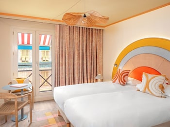 Classic Twin Room