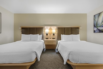 Standard Room, 2 Queen Beds, Refrigerator & Microwave, Courtyard View