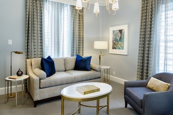 Suite (Playwright Penthouse)