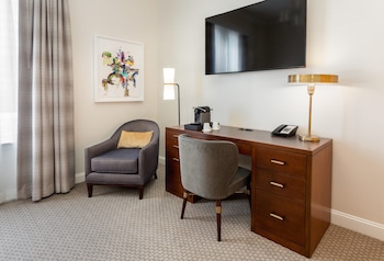 Classic Room, 1 King Bed